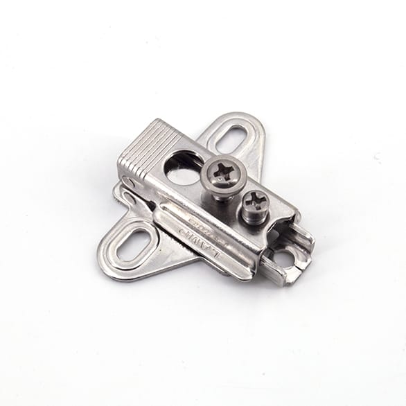 304B-P4A/32-3W - Mounting Plate - 3 Way Adjustable - Sugatsune